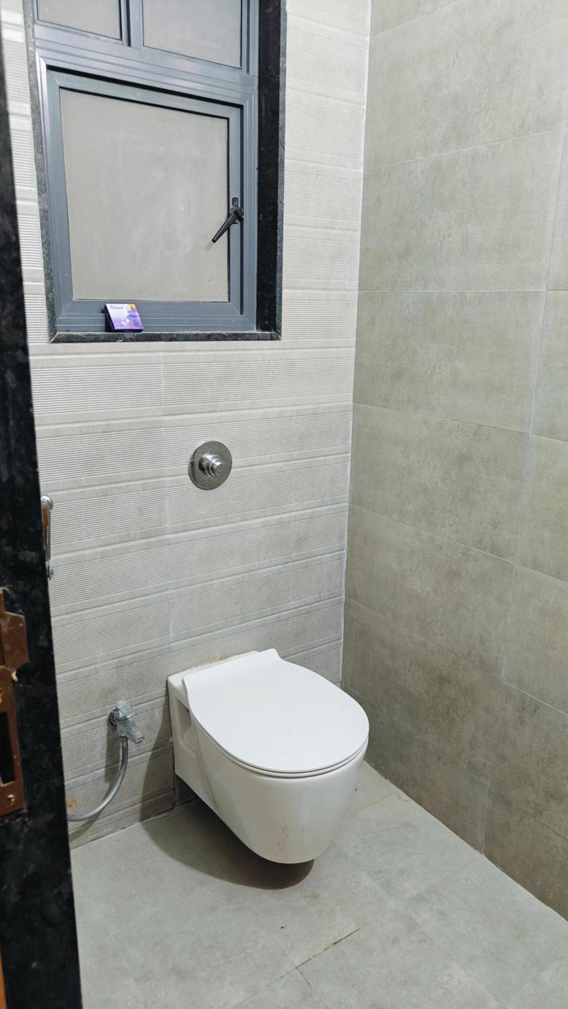 Bamboo 2bhk With Skylounge Apartment *