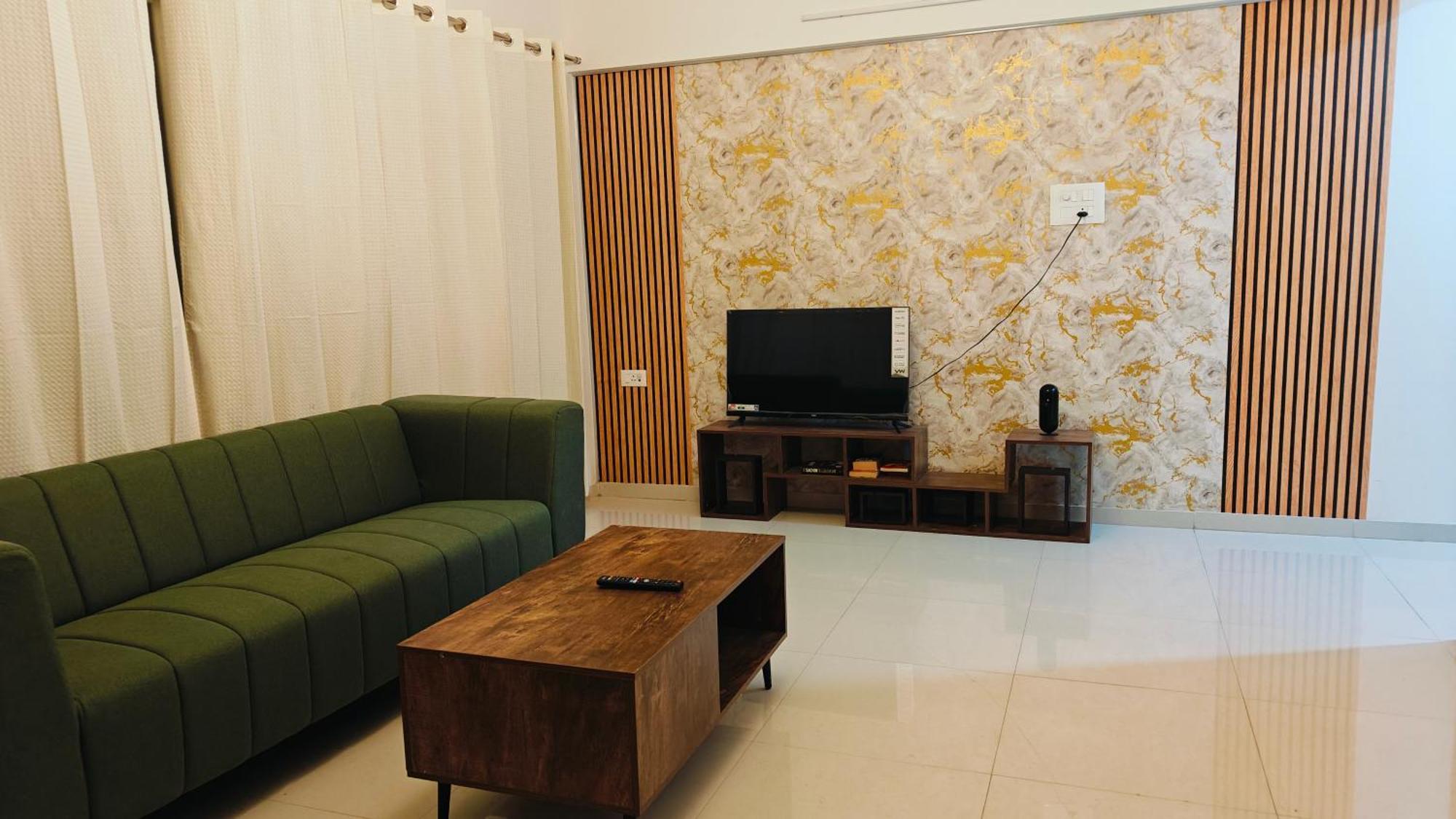 Apartment Bamboo 2bhk With Skylounge Pune
